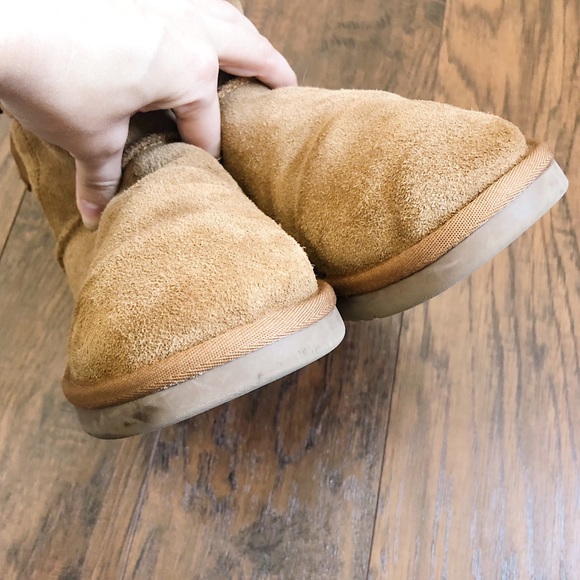 SOLD UGG • Koolaburra Andrah boot short chestnut suede faux shearling sherpa bow - Picture 10 of 14